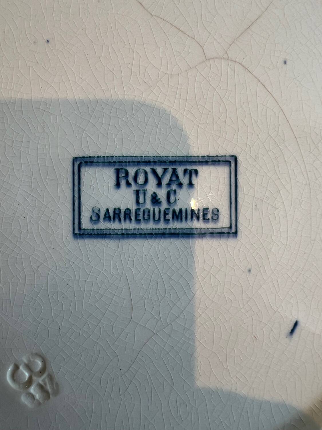 Royat iron earth flat plate