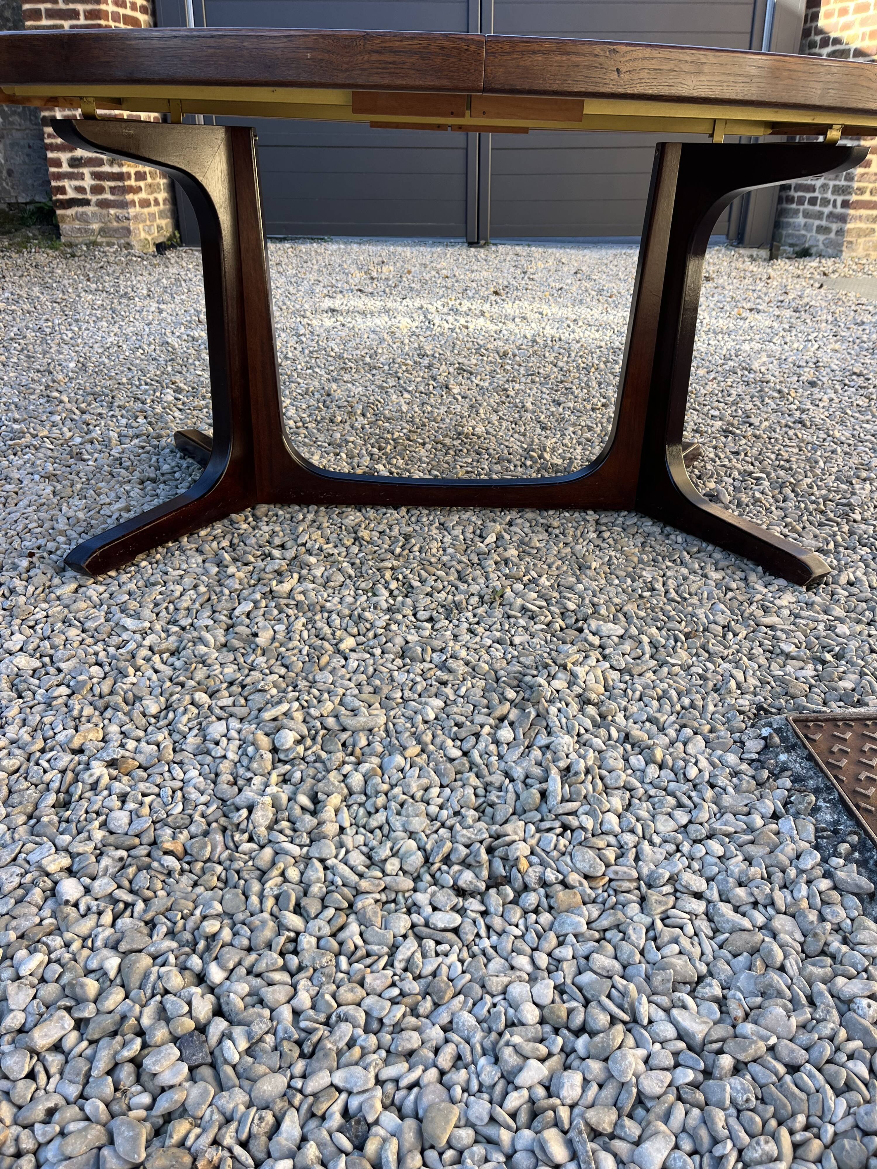 Vintage oval Baumann table in elm