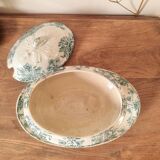 Iron earth gravy boat