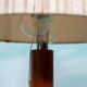 Lampe de table vintage design danois en teck Domus