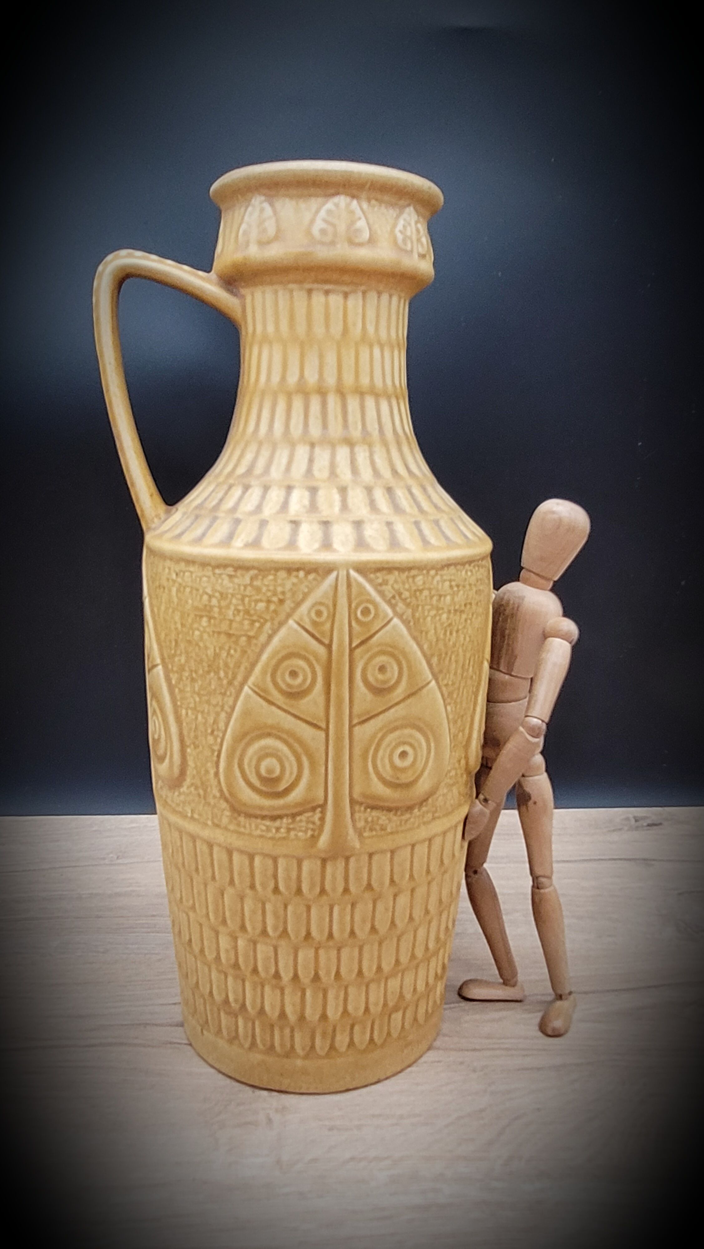 Vase West Germany yellow 269-45