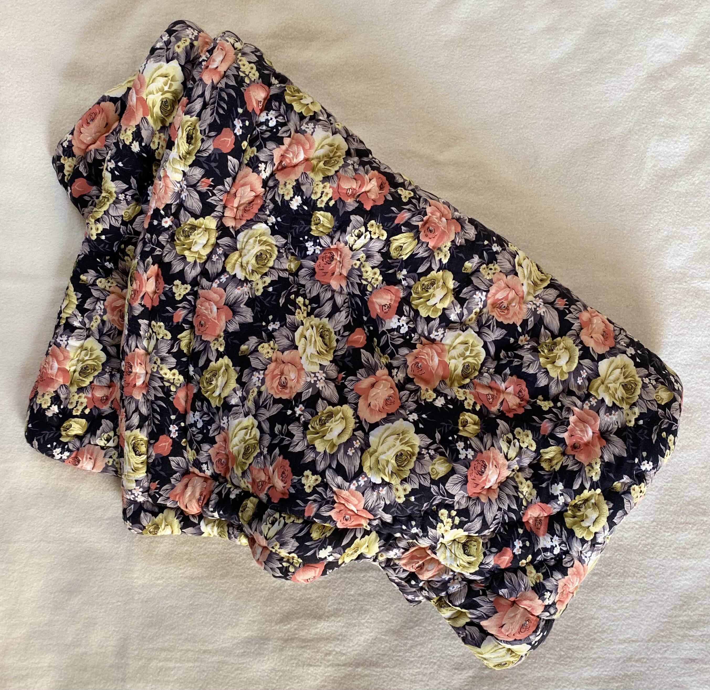 Bedspread - Vintage quilt