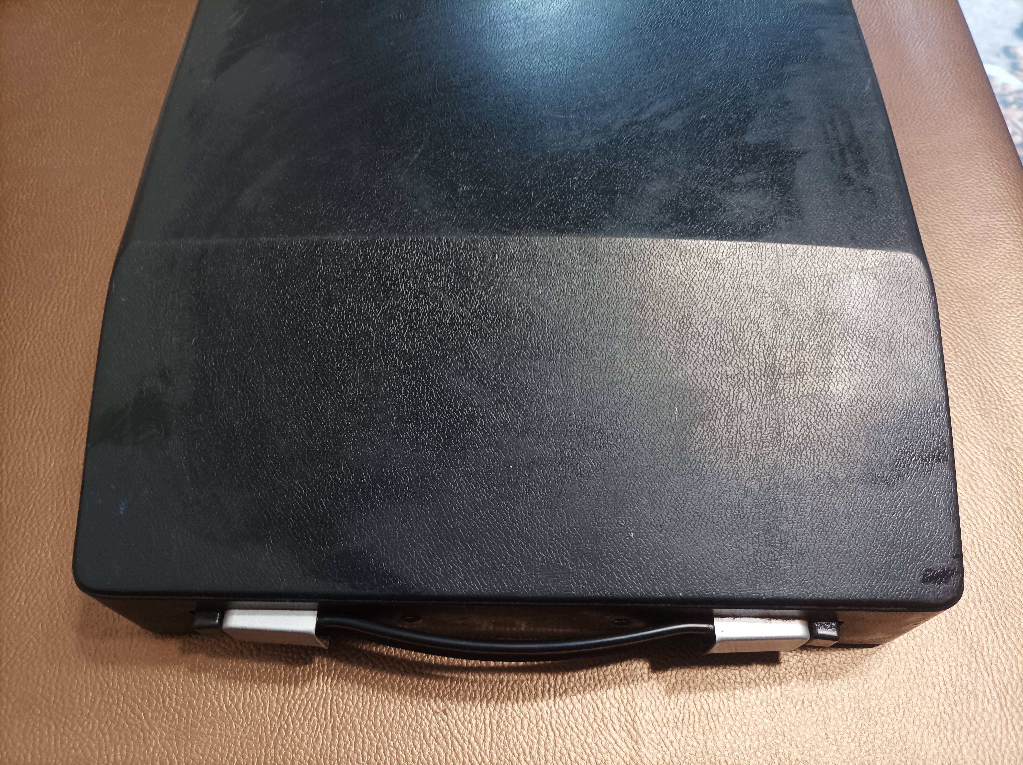 Silver Reed Silverette S Orange typewriter