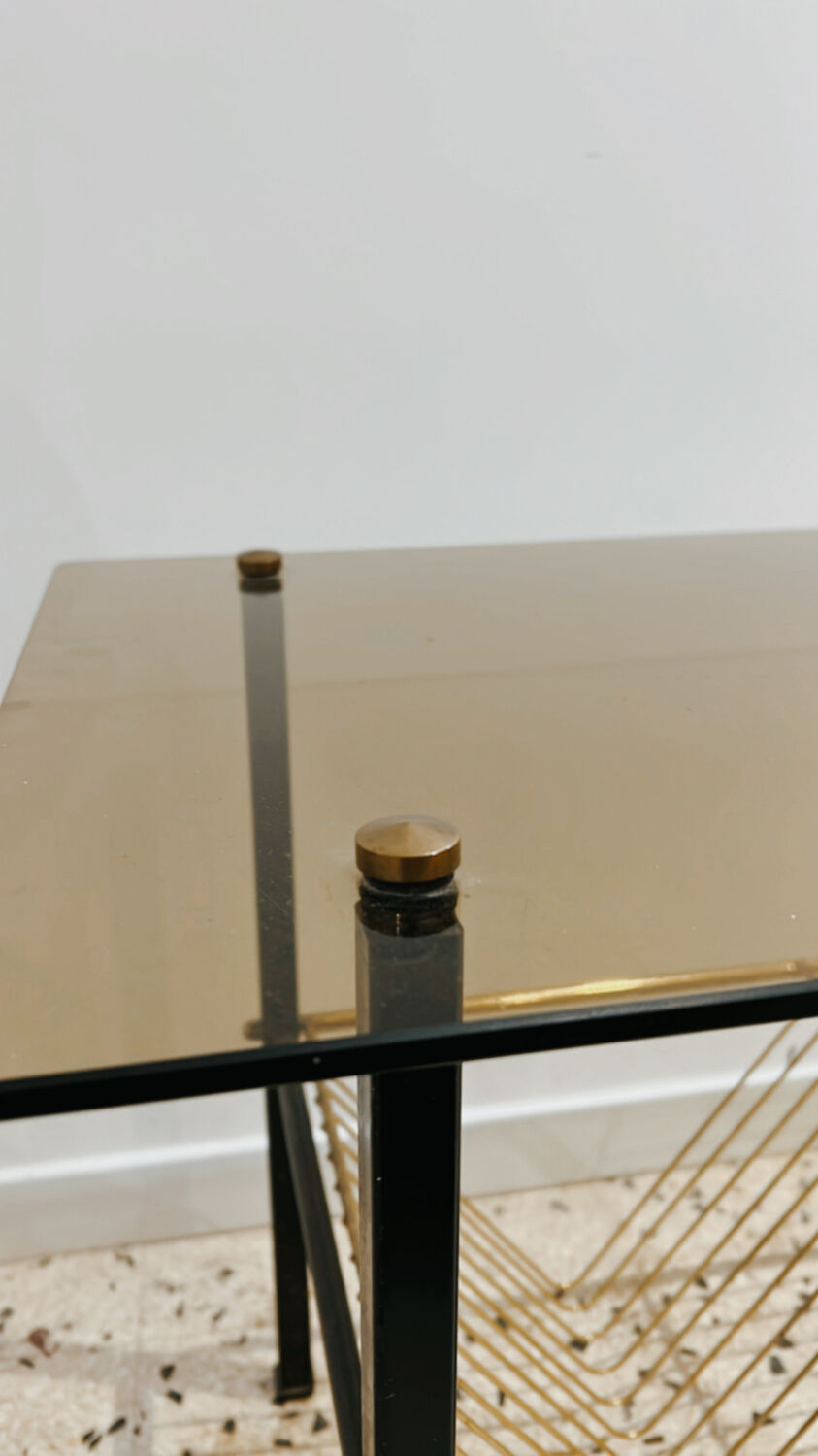 Smoked glass coffee table vinyl door