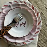 Assiette rayure fine rose 25cm