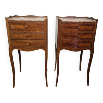 Paire de tables de chevets style louis xv en marqueterie