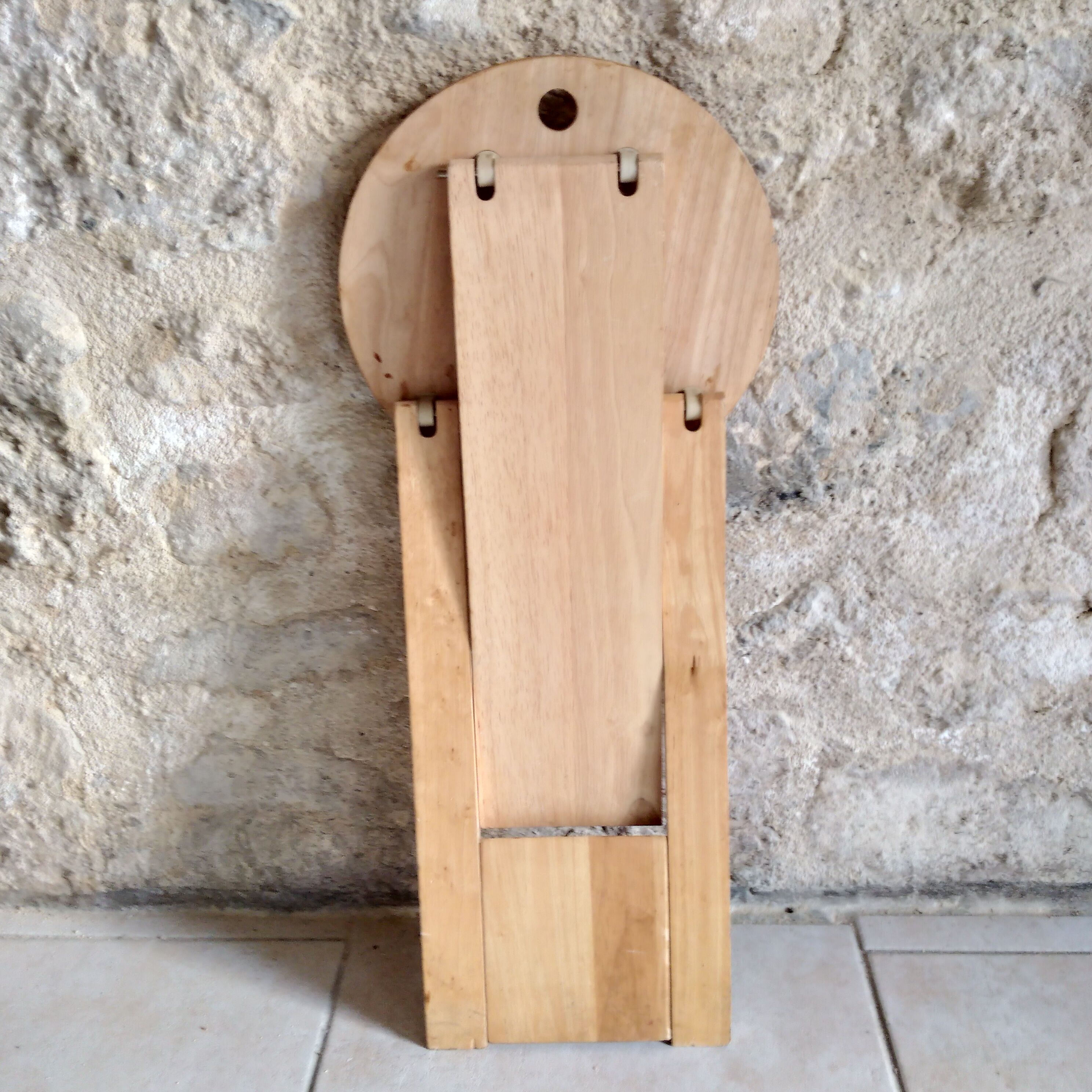 Suzy stool by Adrian Reed