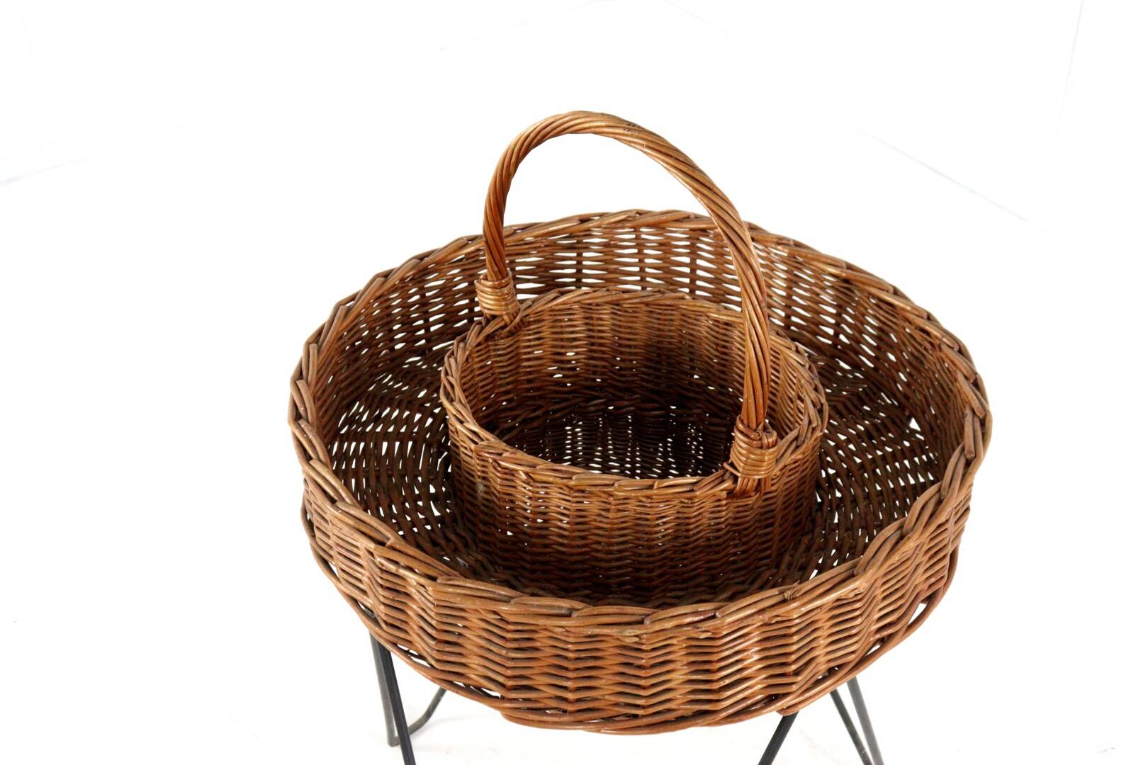 Plant basket
