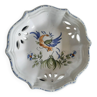 Small porcelain fruit bowl from Moustiers Ysl