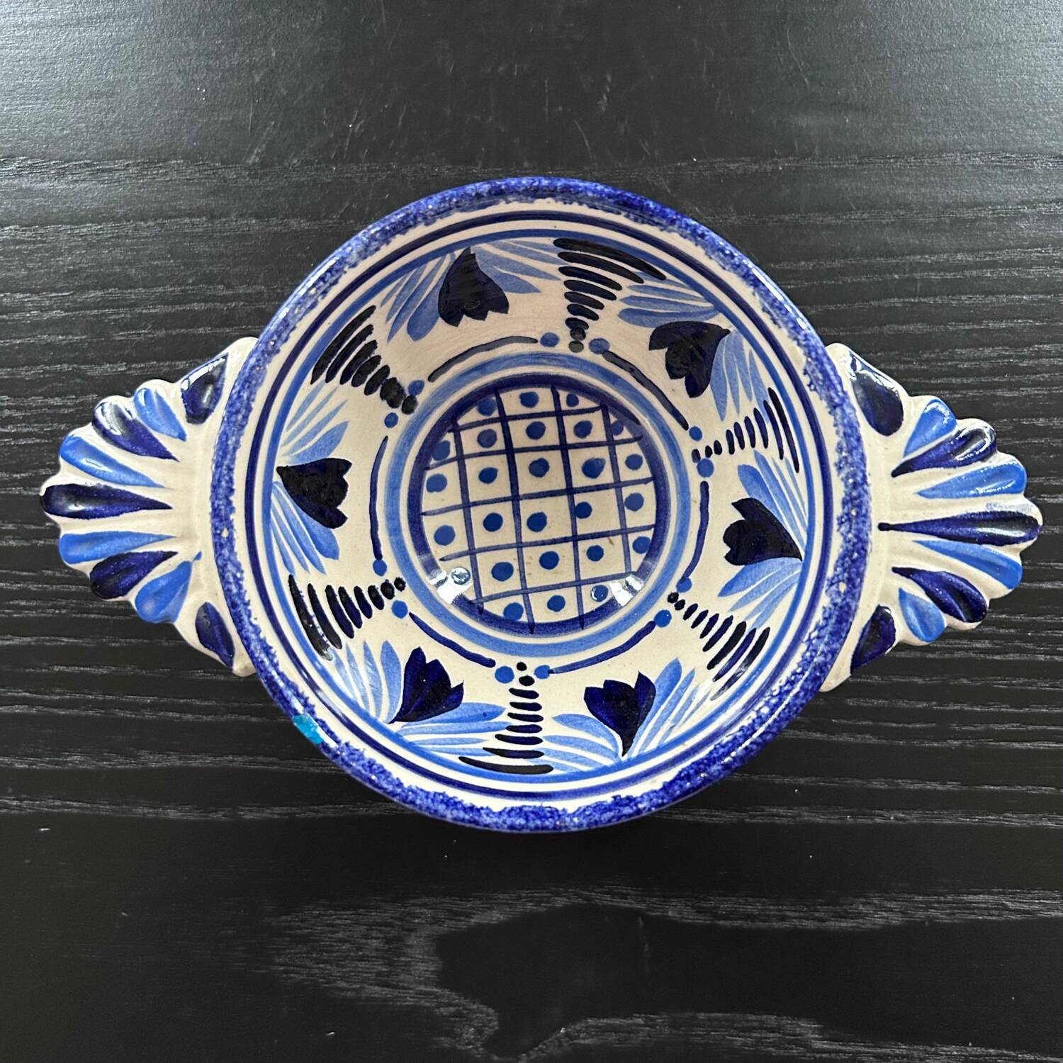 Blue bowl signed HB Quimper