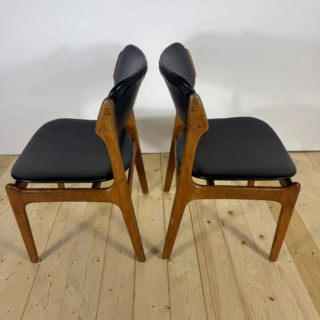 Set of 4 chairs, model no. 49, in rosewood – Erik Buch, Denmark, 1960s