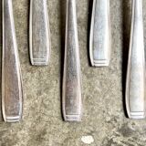 6 fourchettes en métal argenté
