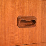 Vintage chest of drawers