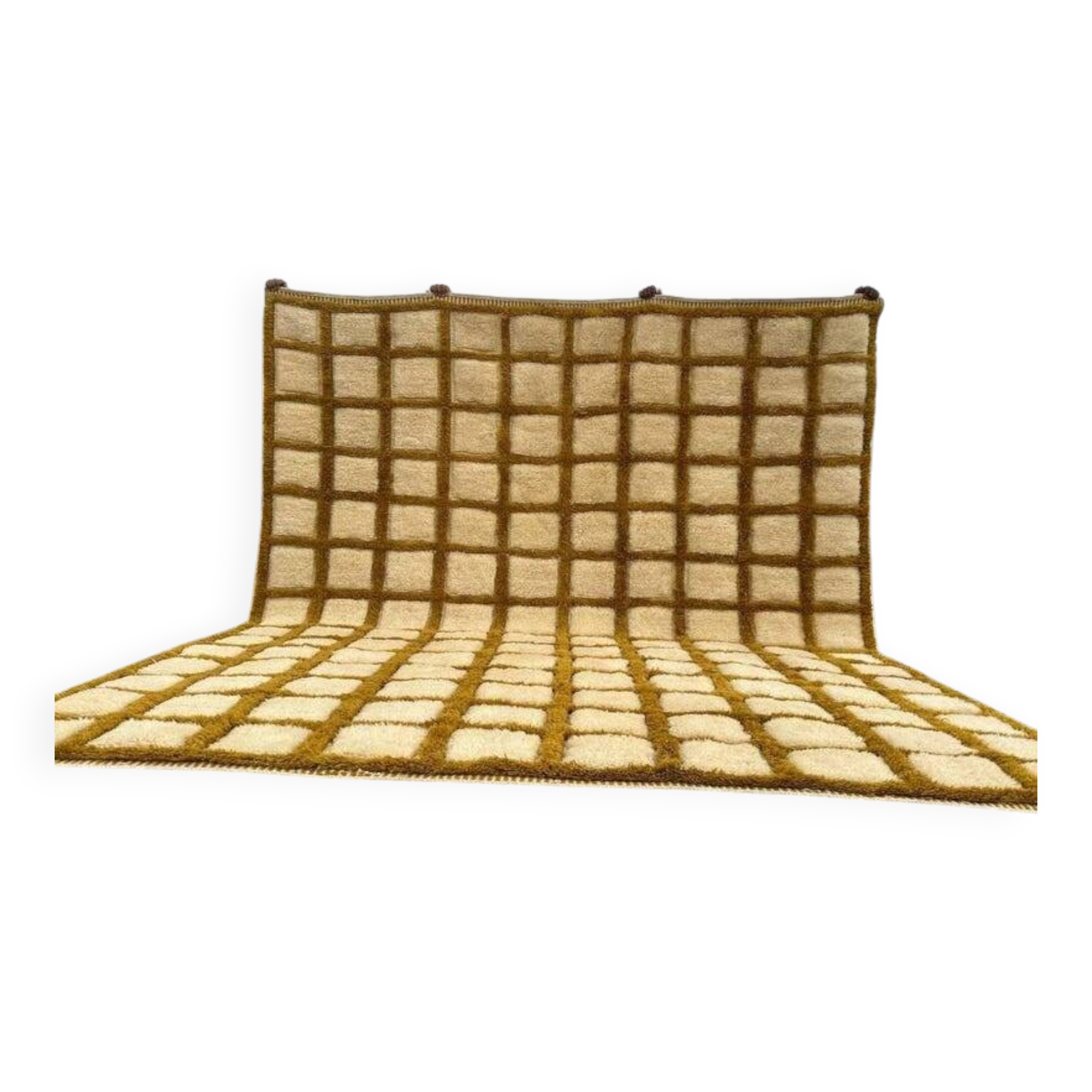 Very large Moroccan Berber rug in ecru and camel 400x300 cm with a grid pattern.