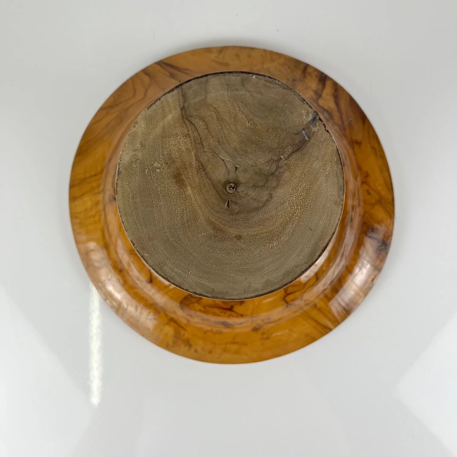 Cup - Footed fruit bowl made of single-piece olive wood, 1950-60