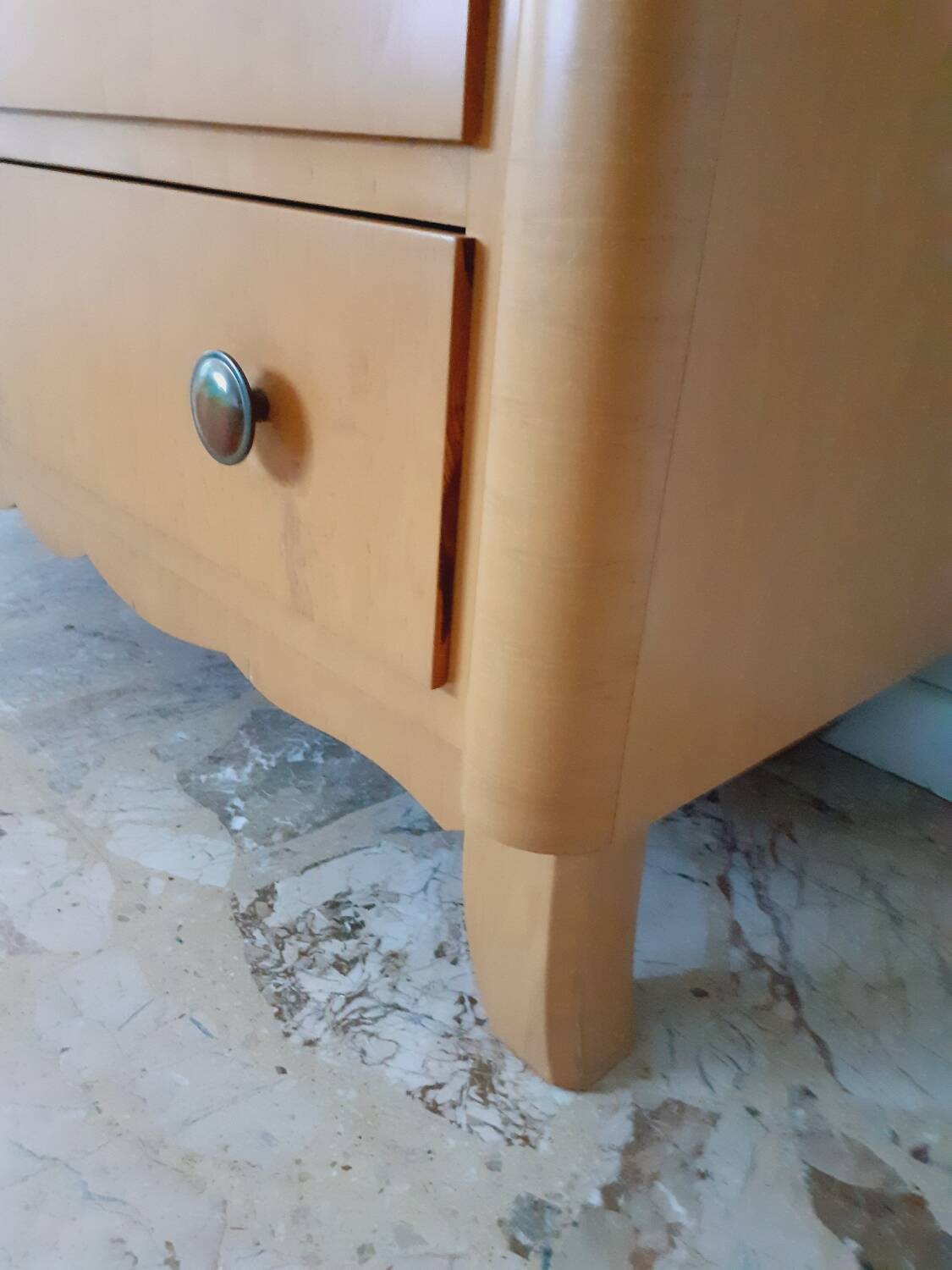 Art Deco chest of drawers