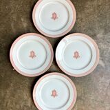 4 assiettes à dessert en porcelaine rose monogrammée