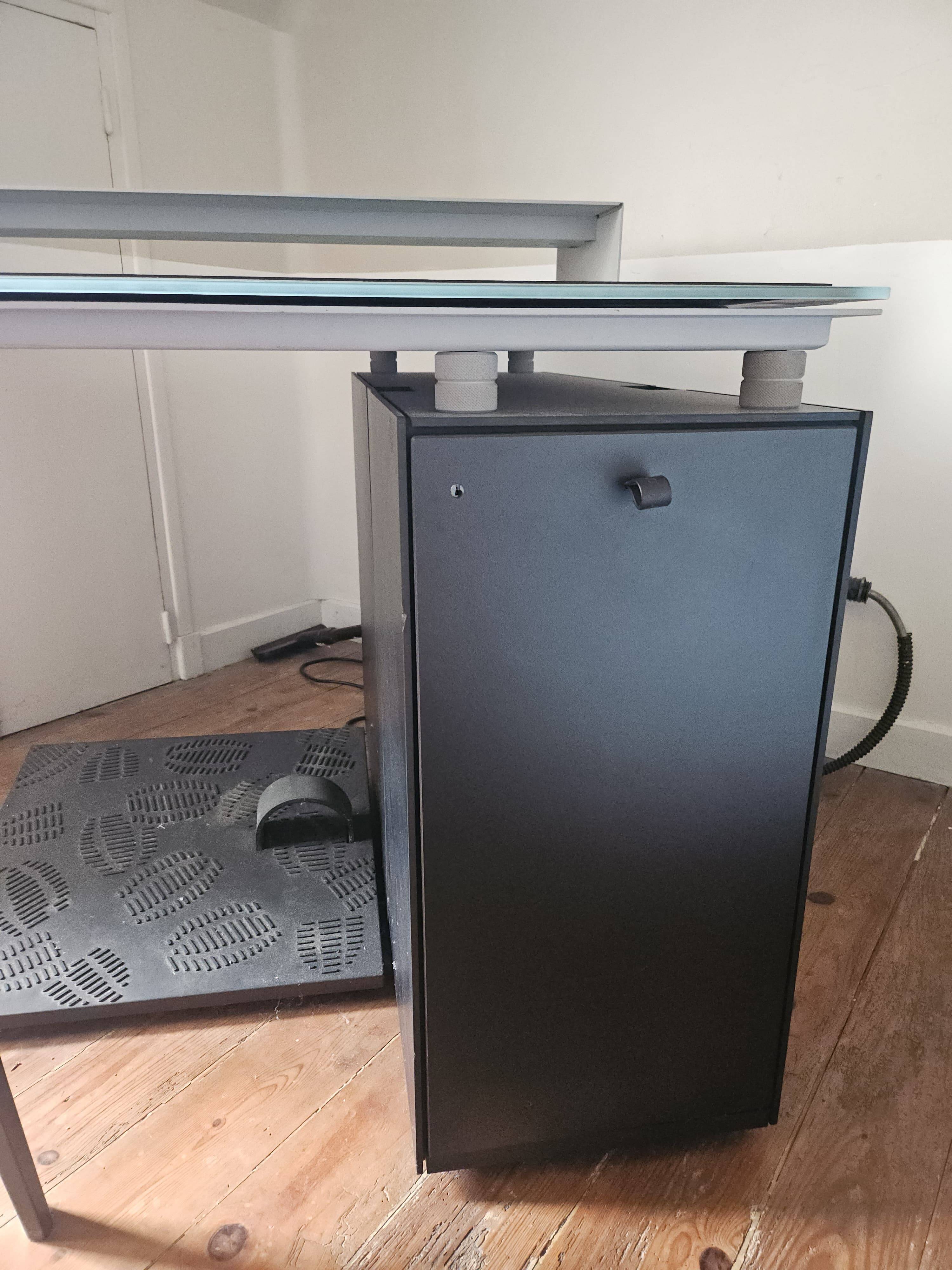 Bureau Bulo M2
