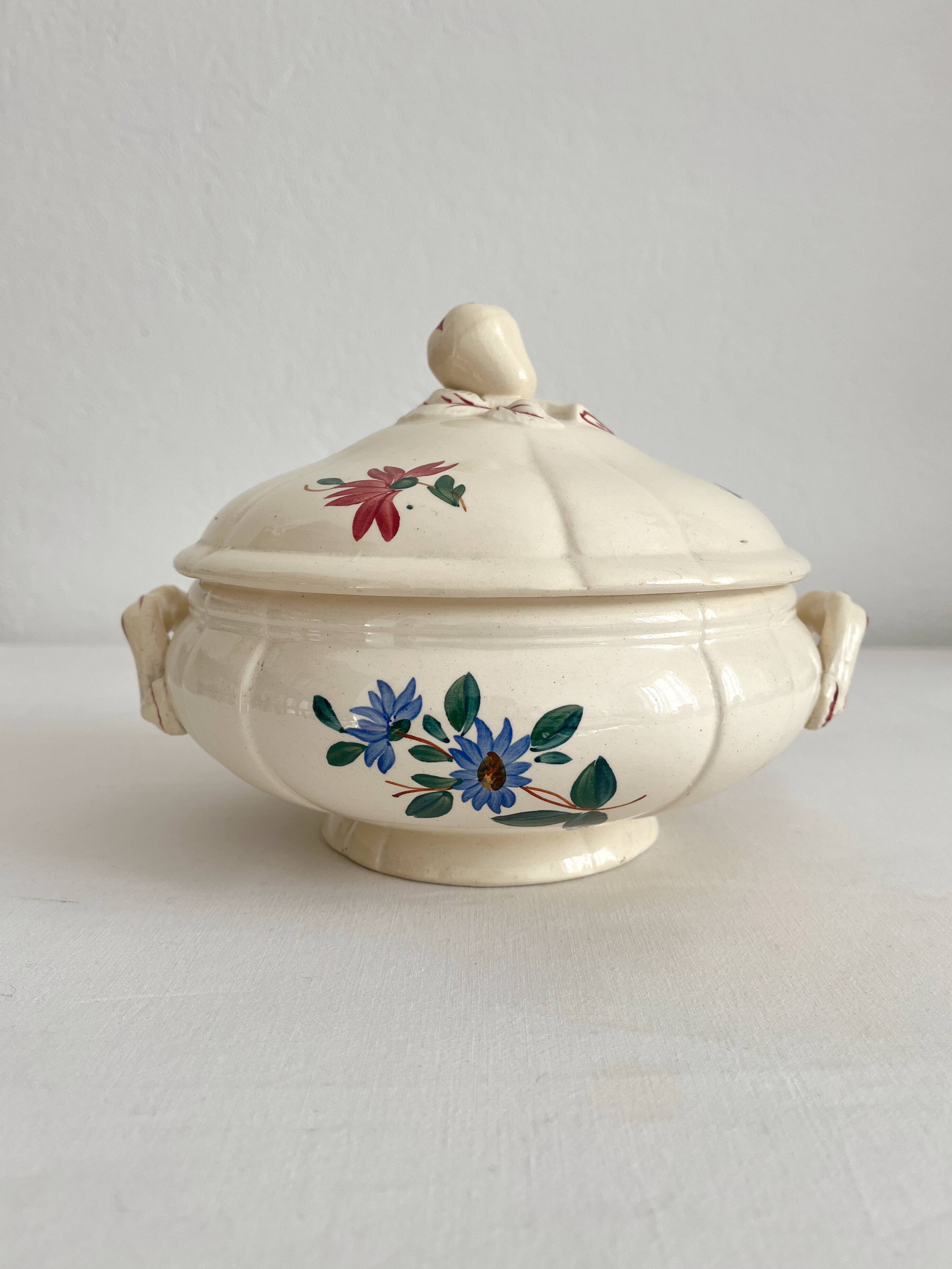 Small vintage ivory earthenware tureen with flowers, Digoin Sarreguemines
