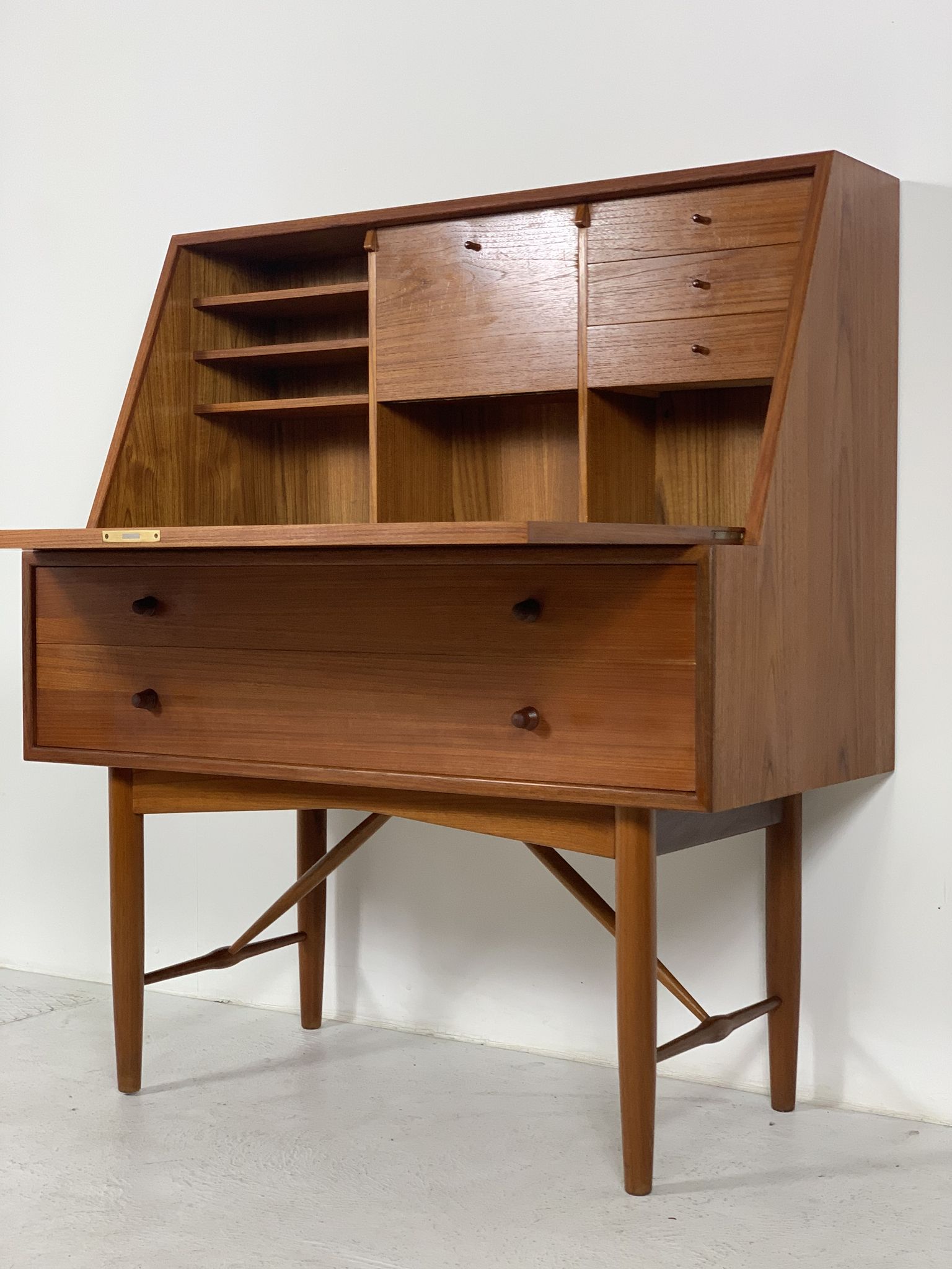 Teak desk by Ib Kofod-Larsen 1960s