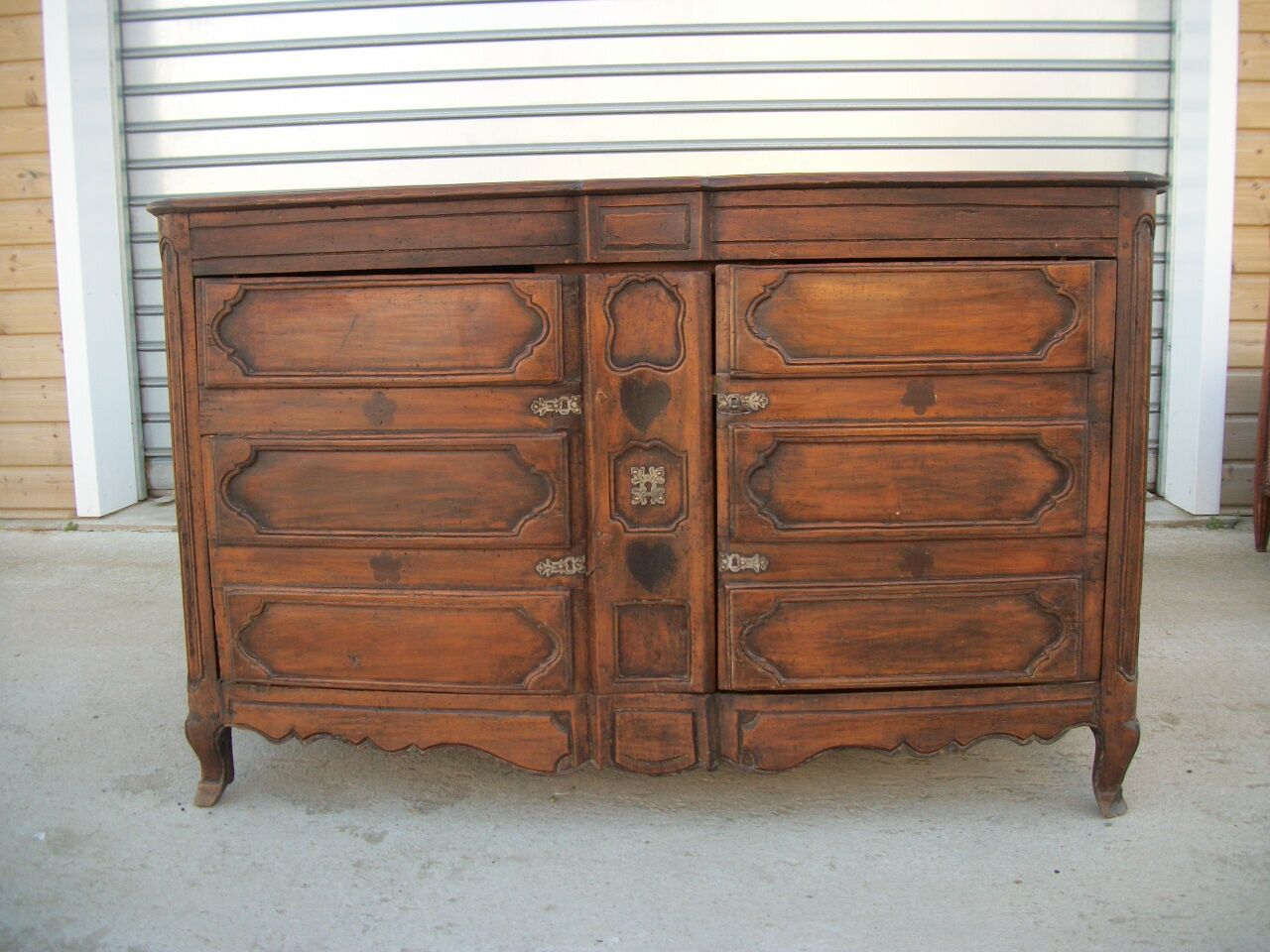 Regency buffet chest of drawers