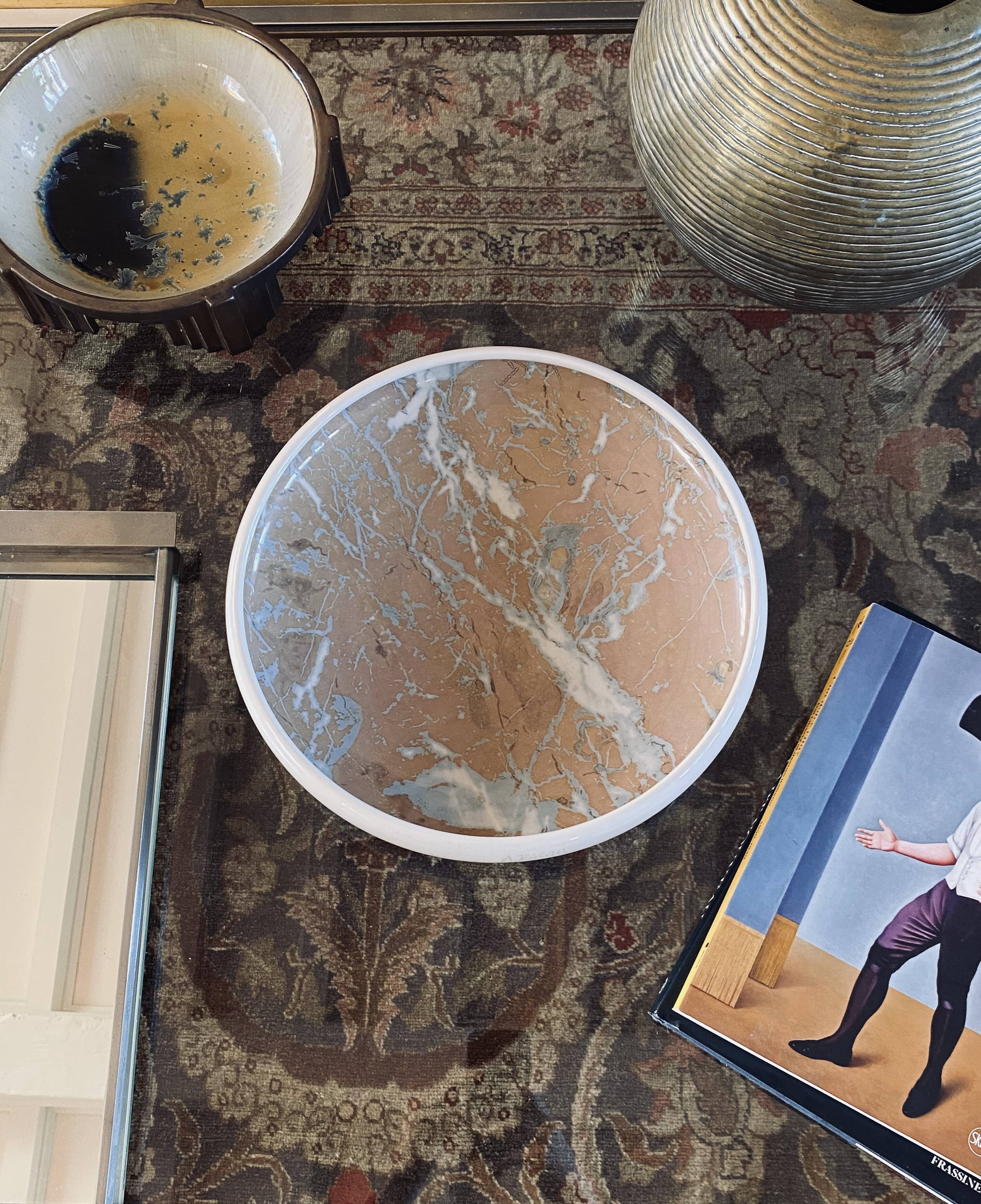 Alvino Bagni, white marbled ceramic centerpiece / vide poche, ca. 1970