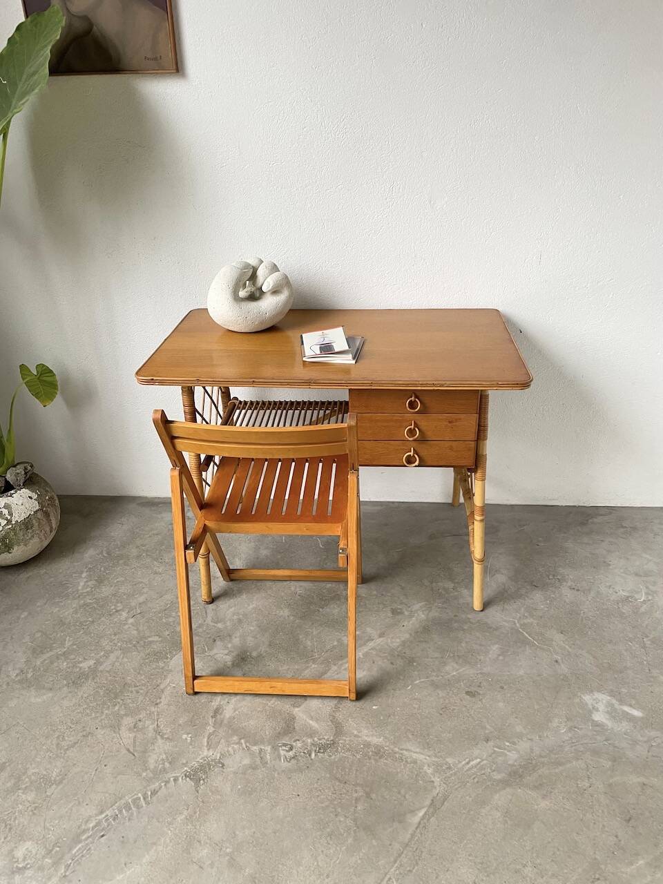 Bureau rotin Louis Sognot et sa chaise