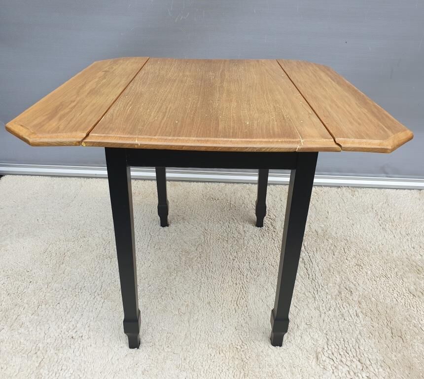 Two-tone kitchen table 2 extensions 1930