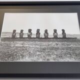 Tirage argentique vintage encadré, Moaïs de l'île de Pâques, mission ethnologique de 1970