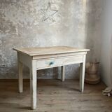 Kitchen table