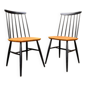 Deux chaises design scandinave