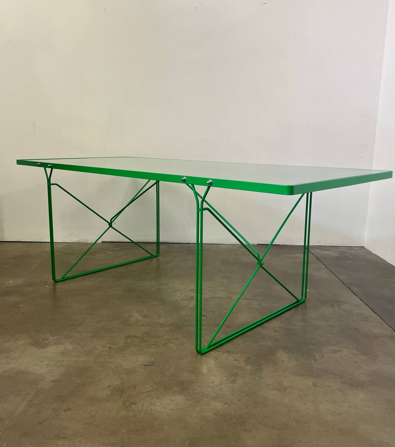 Vintage table "moment", design Niels Gammelgaard circa 1980