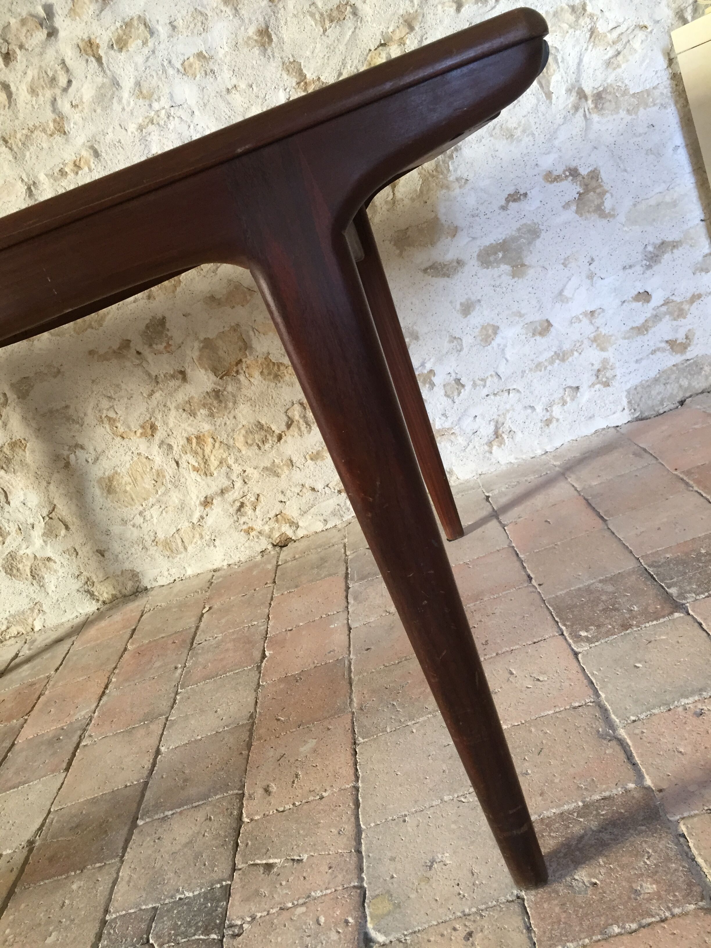 Table scandinave en teck