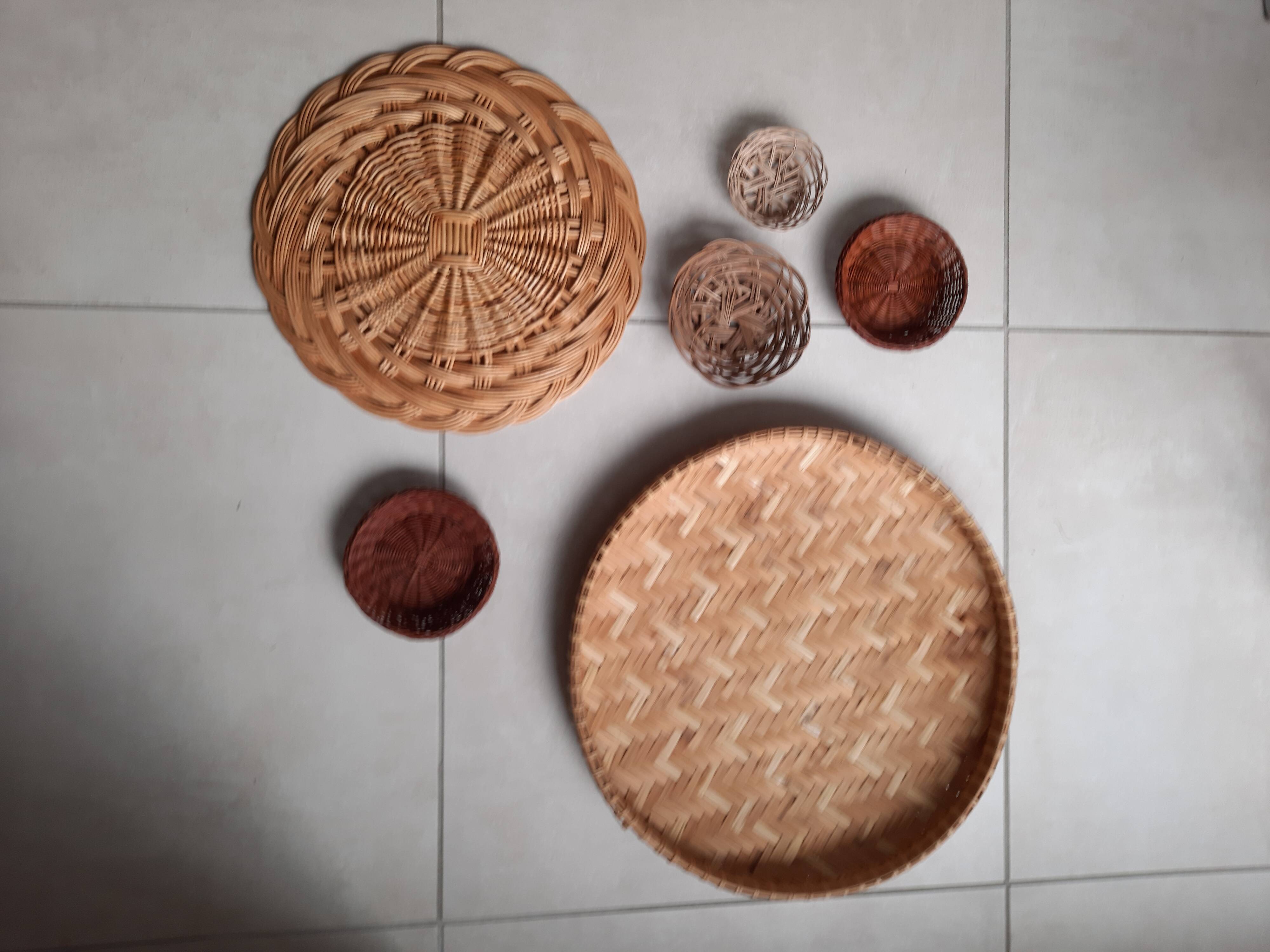 Wicker trays for wall decoration