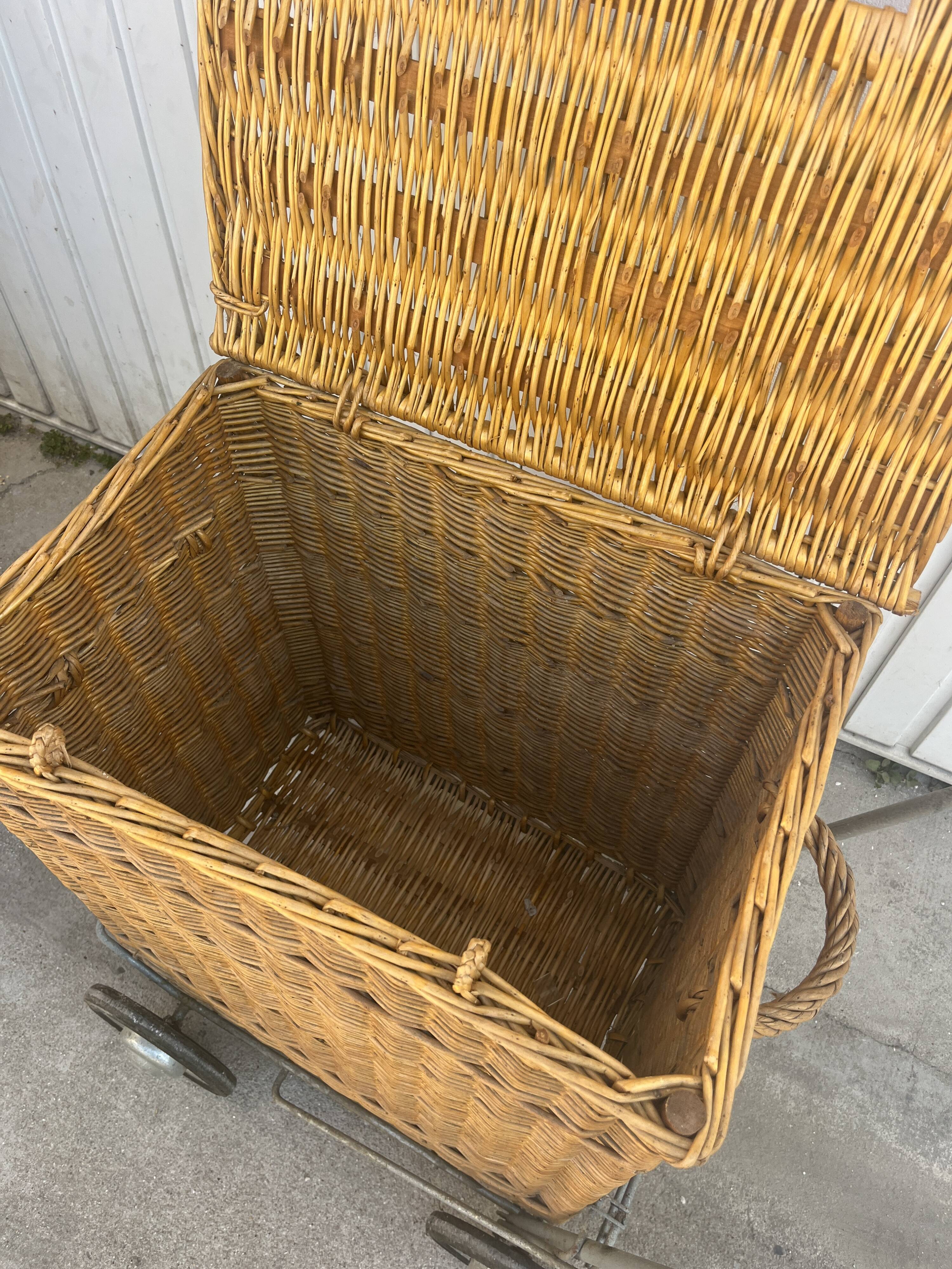 Shopping basket