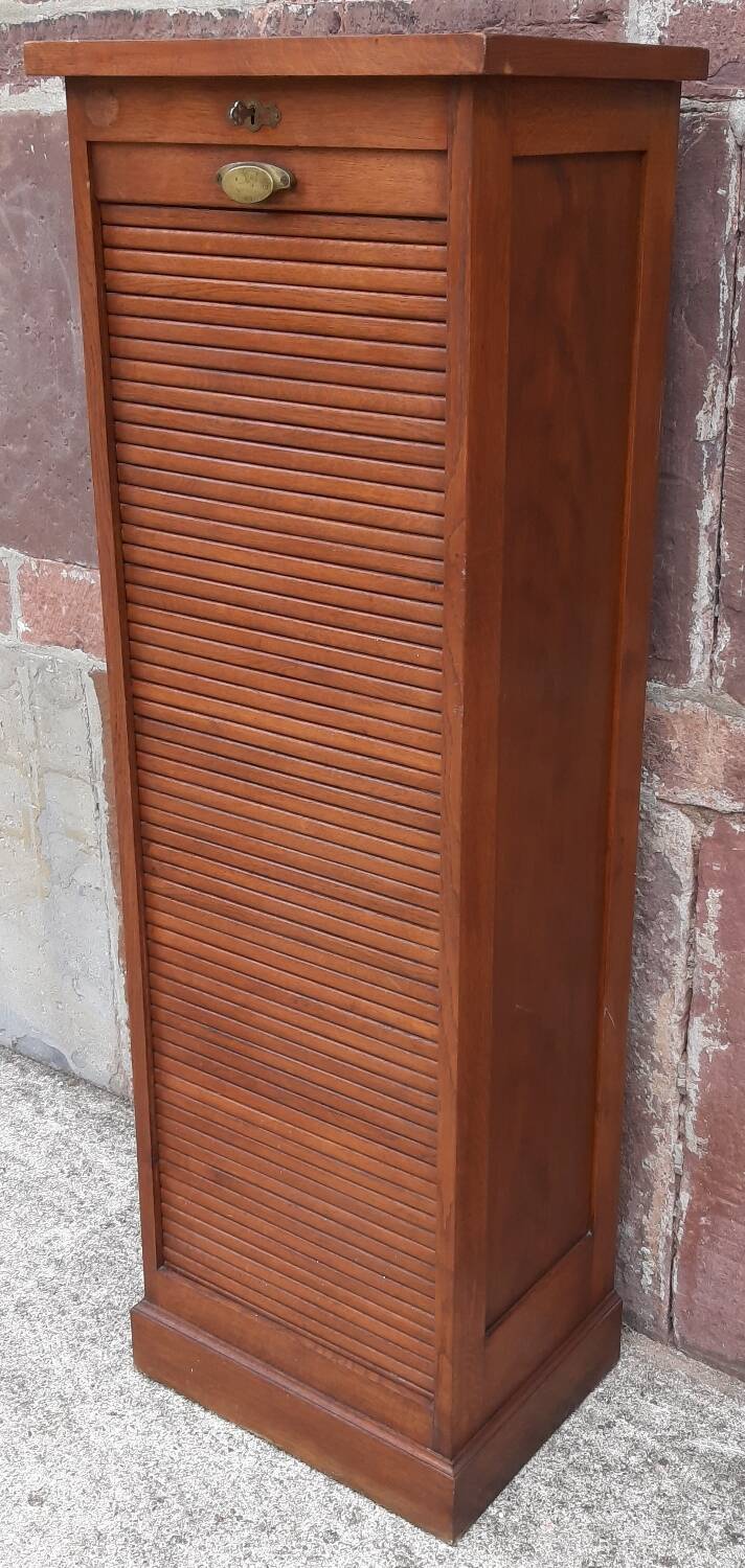 “Star Paris” curtain folder