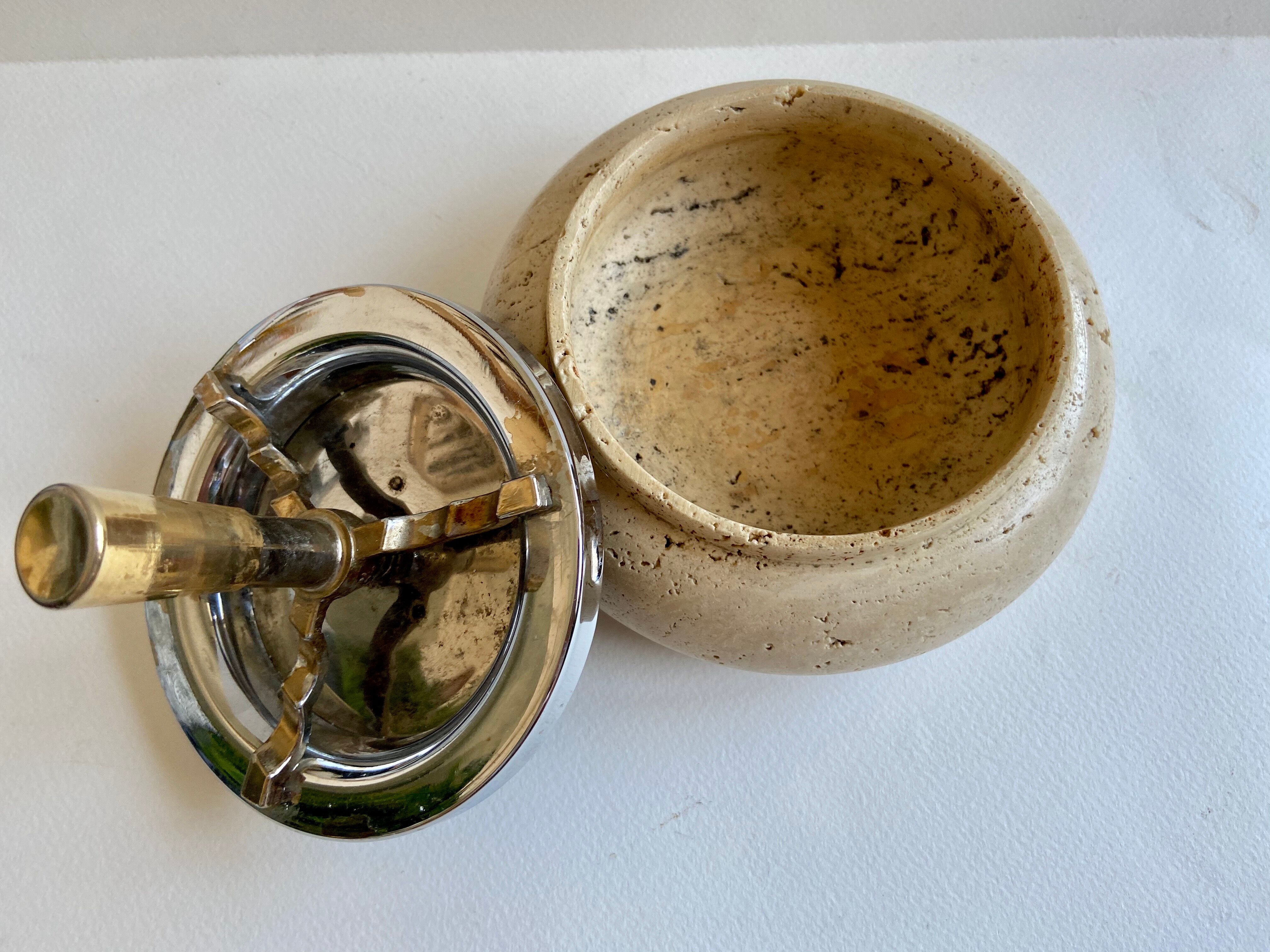 Ashtray in travertine