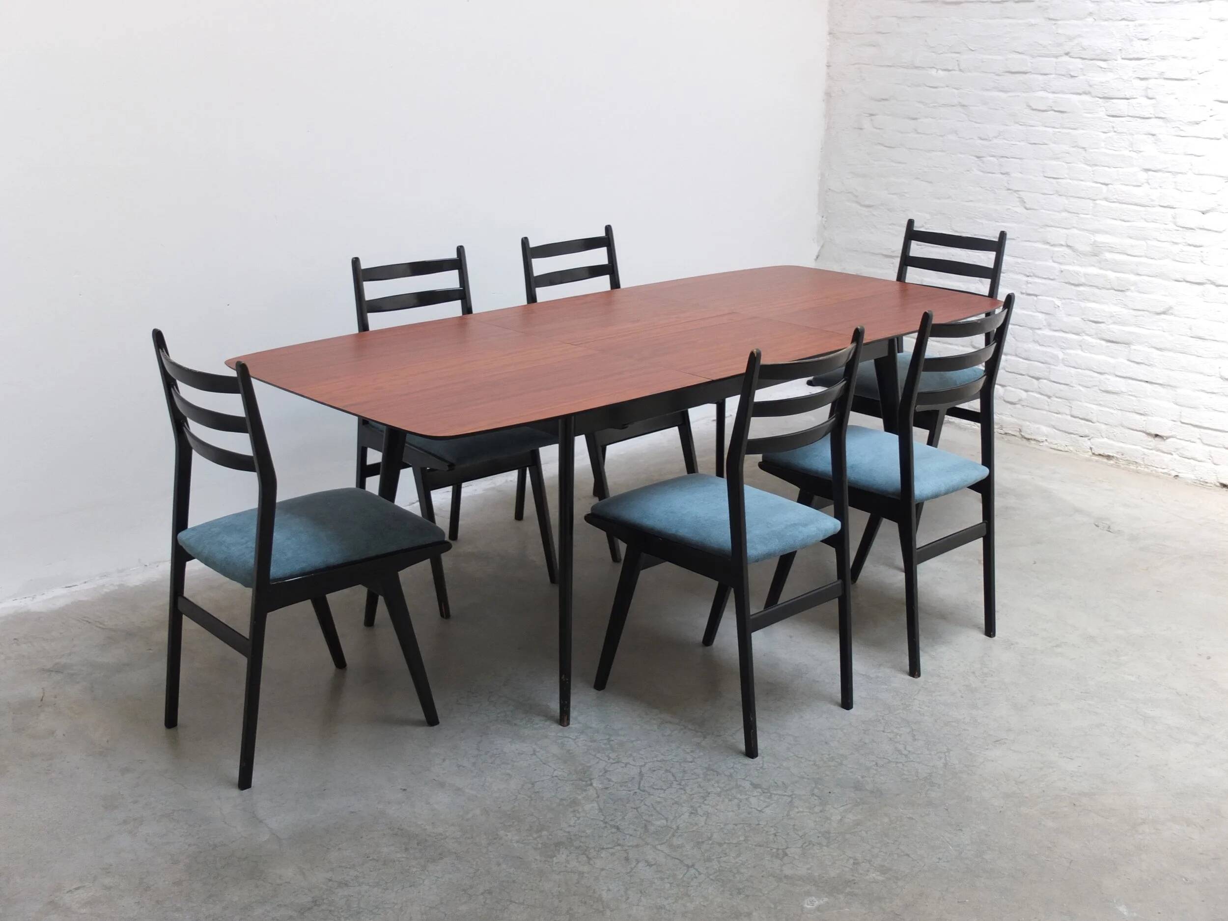 Table à manger extensible par Alfred Hendrickx pour Belform, années 1950.