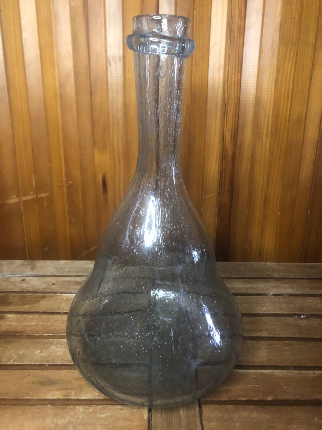 Ancienne bouteille style biot verre soufflé bullé bleuté vintage