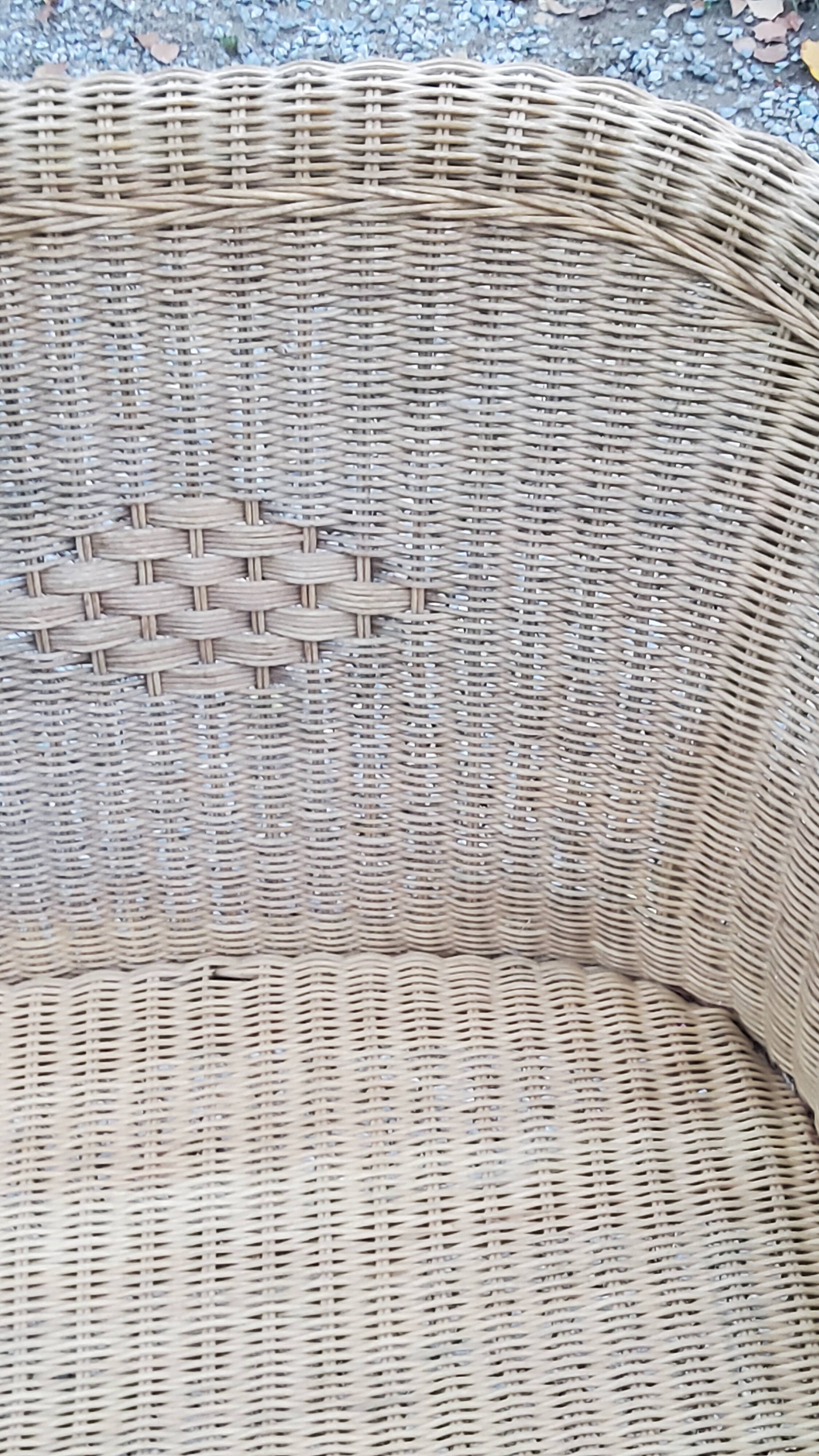 Pair of armchairs and bench in rattan and bamboo from the 60s/70s