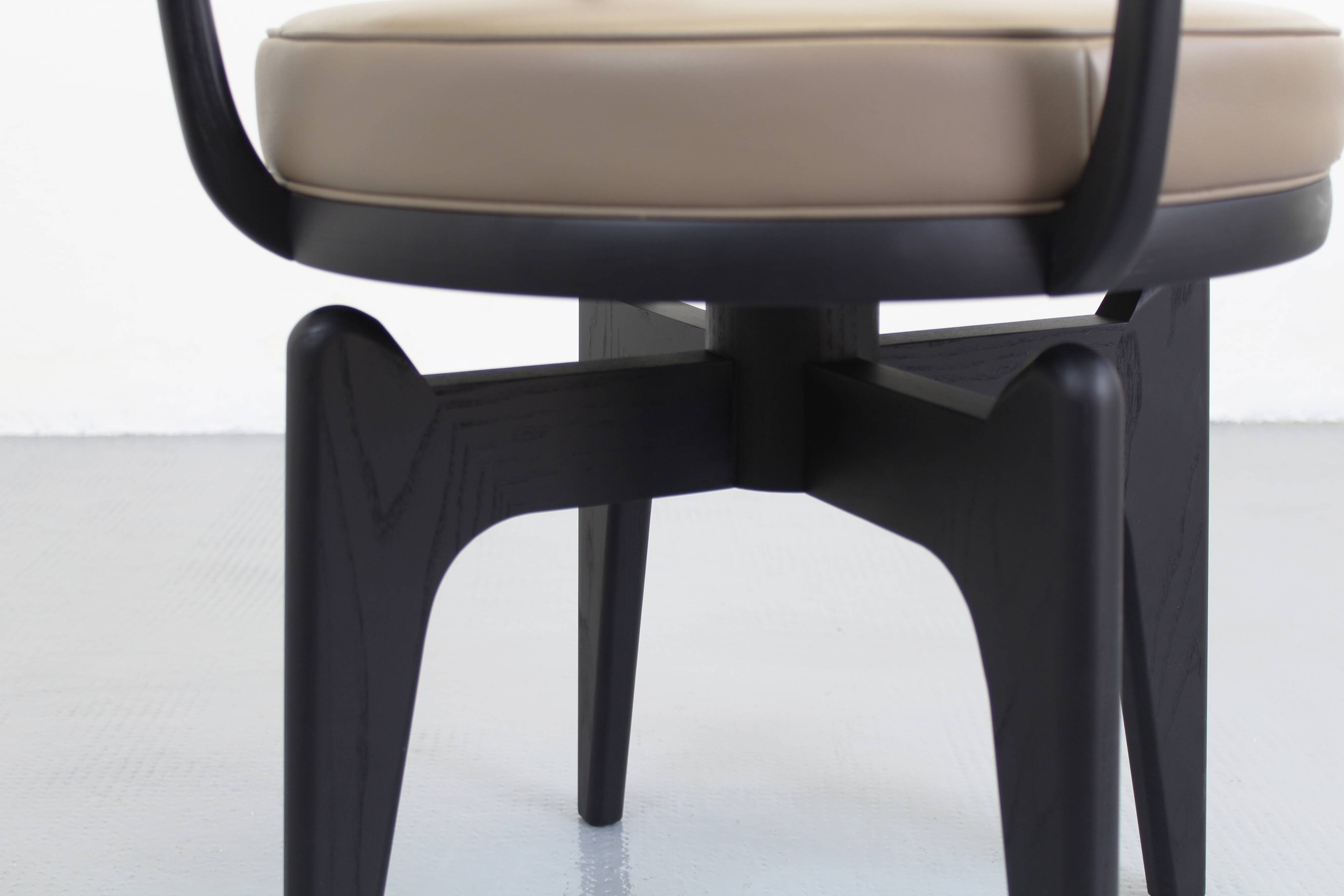 Indochine Armchair Le Corbusier Cassina Charlotte Perriand