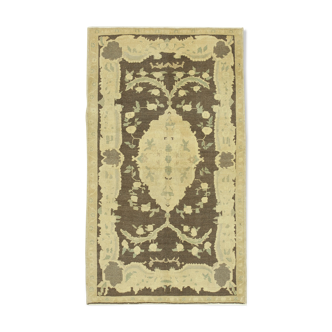 Tapis beige anatolien tissé à la main 131 cm x 234 cm