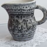 Pitcher signed Yurtsua