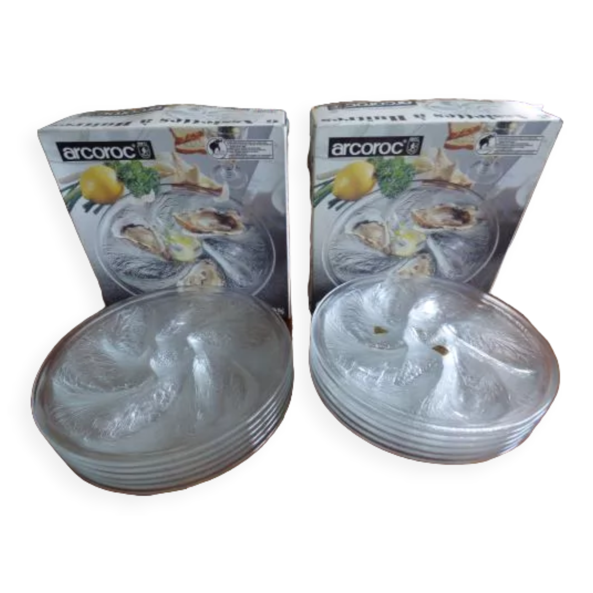 Set of 12 vintage 70s Arcoroc oyster plates