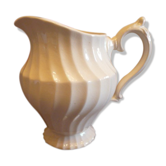 Pichet vintage provenance england