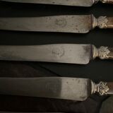 Box 9 knives +3 offered.old .