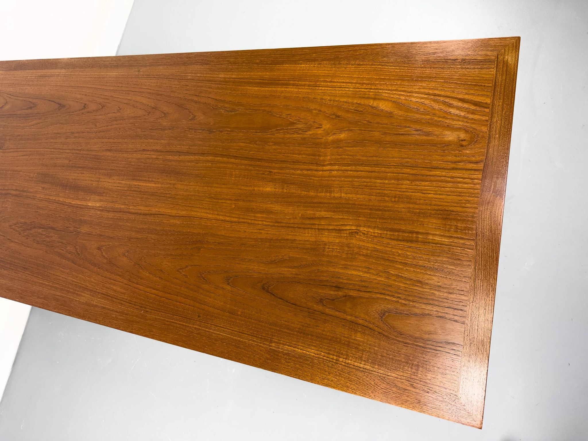 Mid-century teak desk by Svend Åge Madsen for Sigurd Hansen, 1960s.
