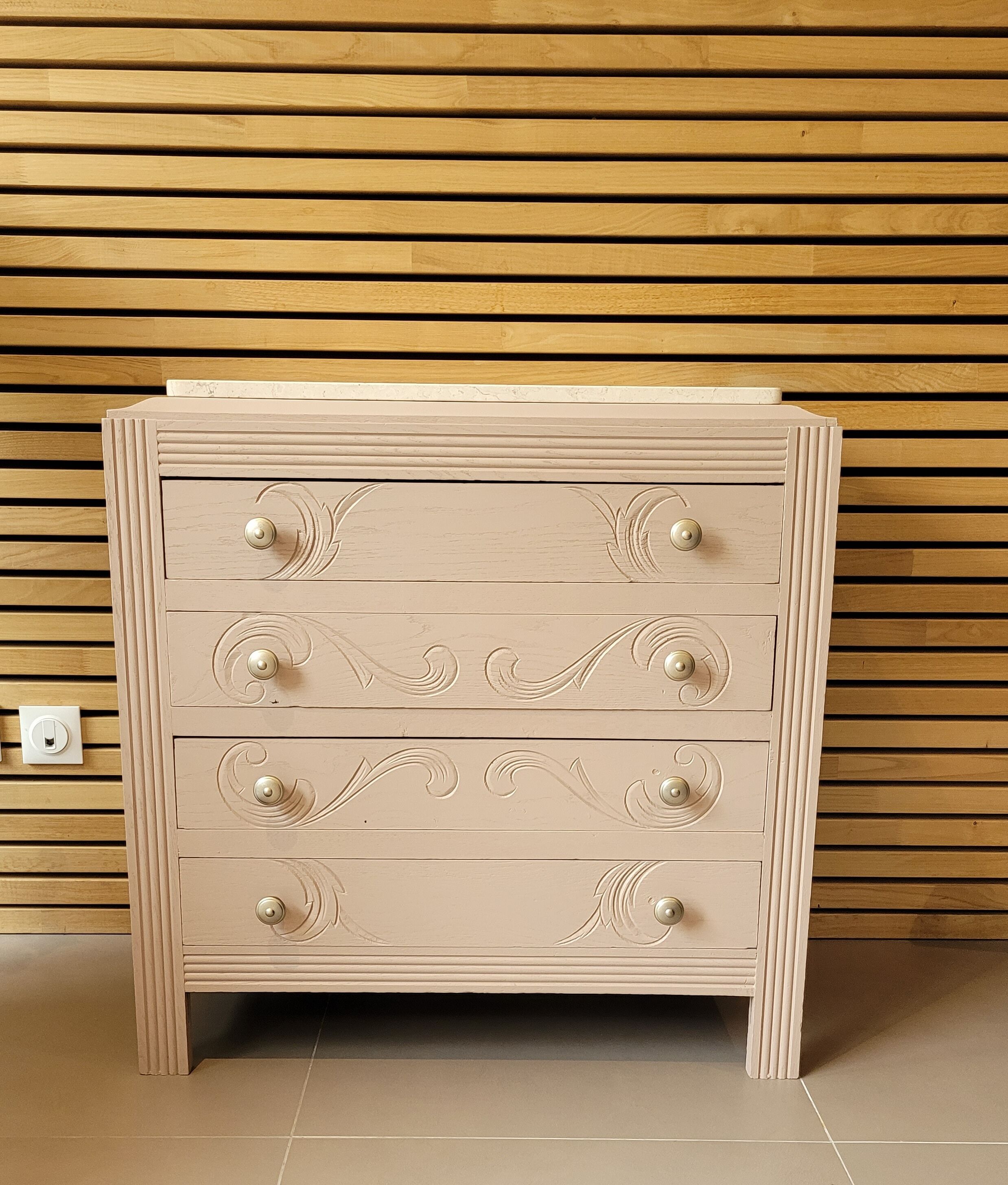 Vintage art deco chest of drawers