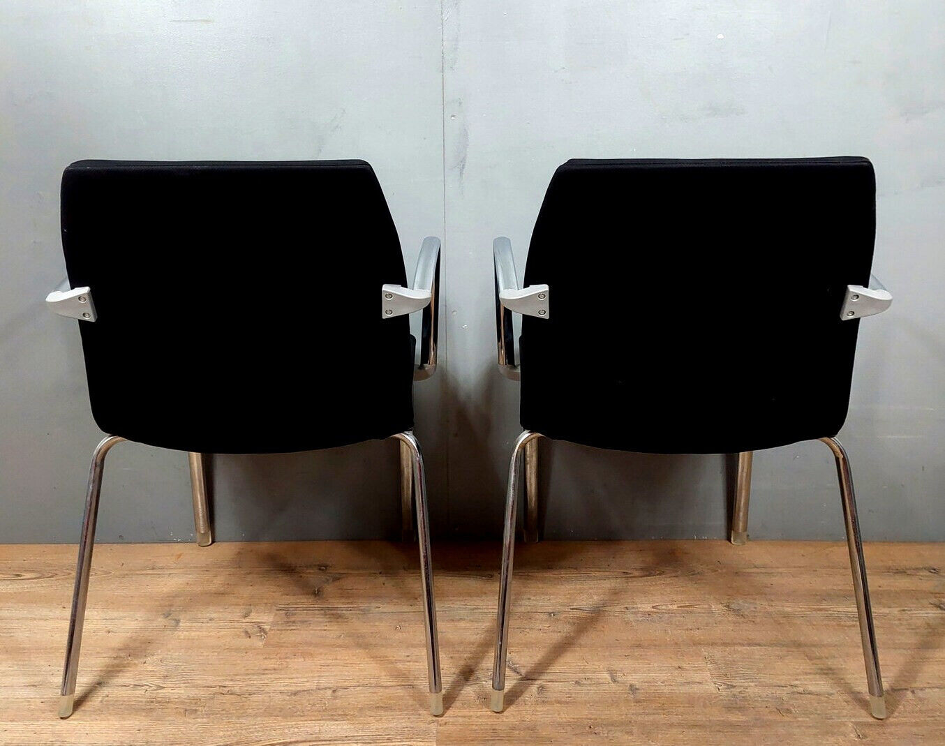 Pair of armchairs Design style Moderniste circa 1970-1980