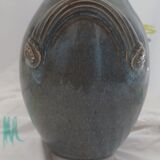 Ceramic vase with sign underneath